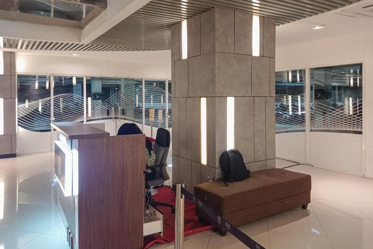 Redliving Apartemen Grand Kamala Lagoon - Pekayon Tower Barclay North Bekasi Exterior foto