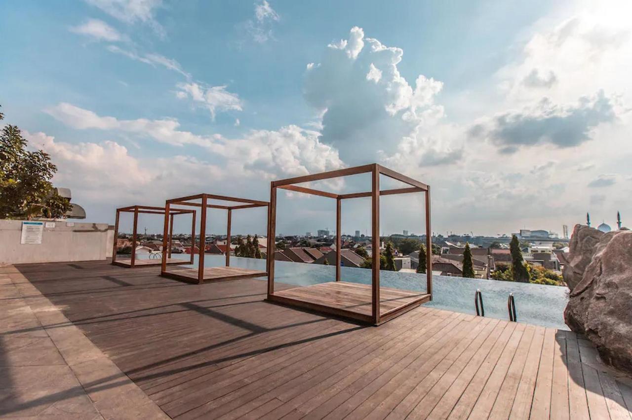 Redliving Apartemen Grand Kamala Lagoon - Pekayon Tower Barclay North Bekasi Exterior foto